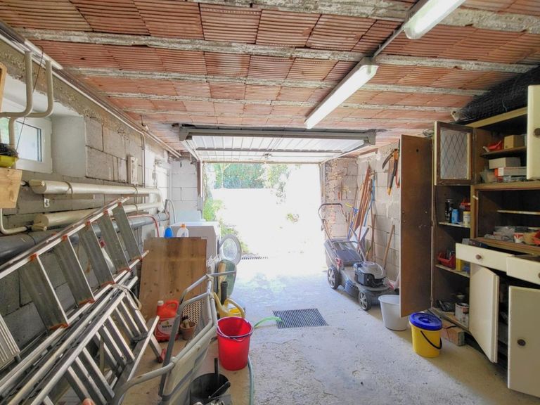 07 Garage