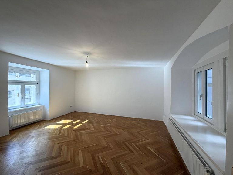 Schlafzimmer 2 von 2