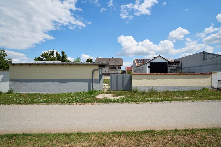 20. Einfamilienhaus 7142 Illmitz