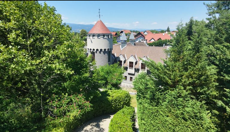 Märchenschloss zum Verkauf