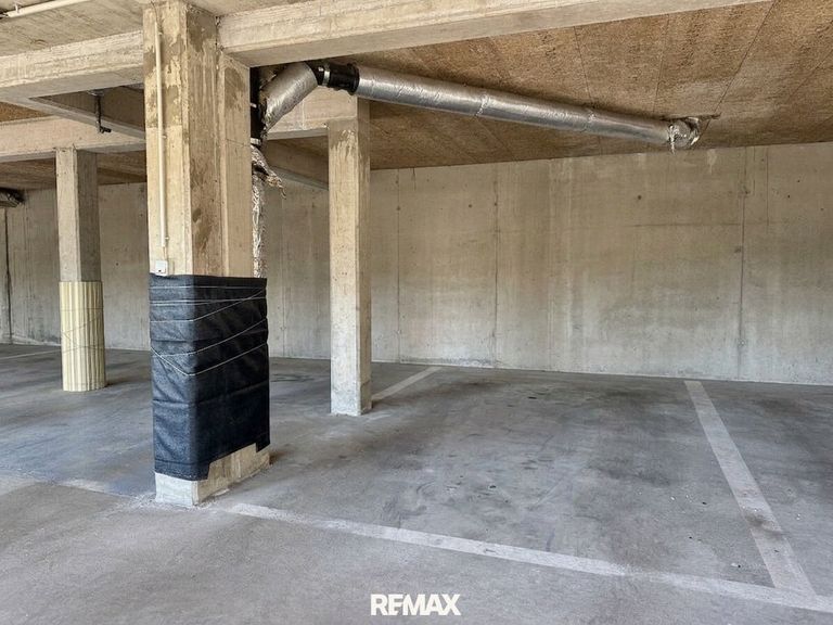 Tiefgaragen-Parkplatz