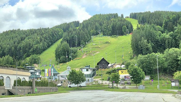 SKI 1