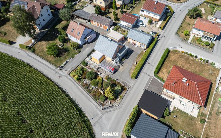 mit angenehmer Nachbarschaft