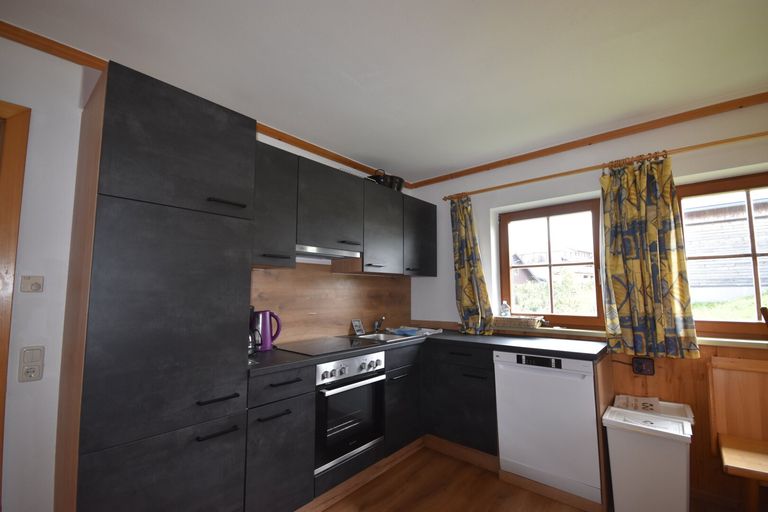 Wohn-Ess-Kochbereich - Gemütliches Chalet im Ski- und Wanderparadies FEUERKOGEL mit traumhaften Ausblick Kauf Ebensee Oberösterreich