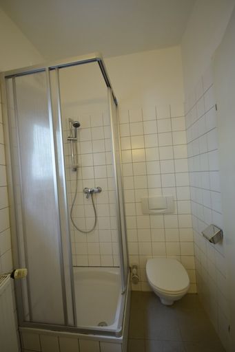 Dusche - Kleine gediegene Garconiere Miete Schallmoos Salzburg