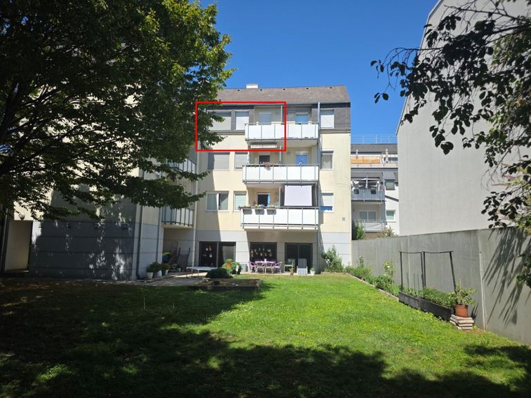 01 ETW 2000 Blick vom Garten
