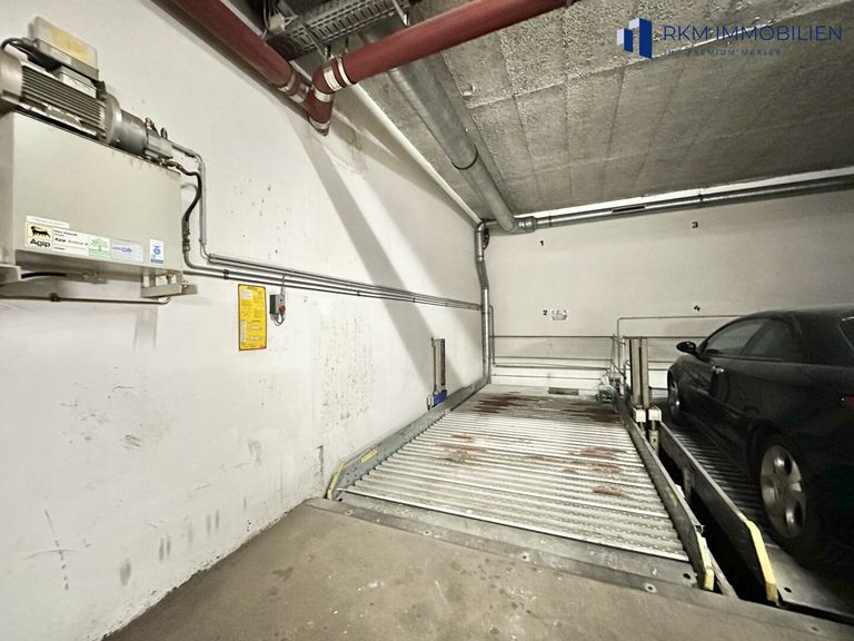 KFZ-Abstellplatz
