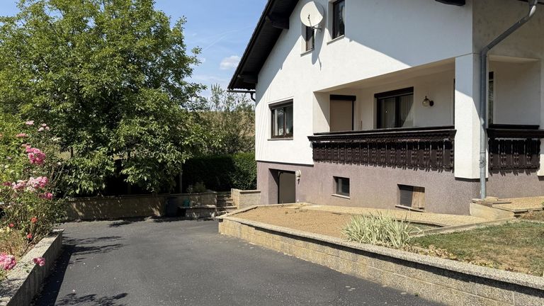 Zufahrt zur Garage