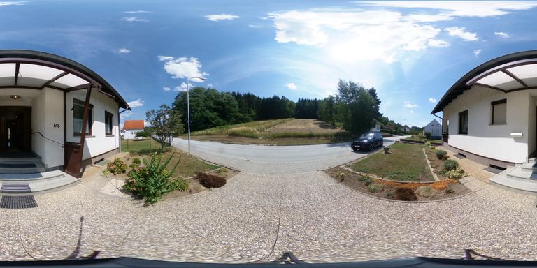 Eingangsbereich vor dem Haus