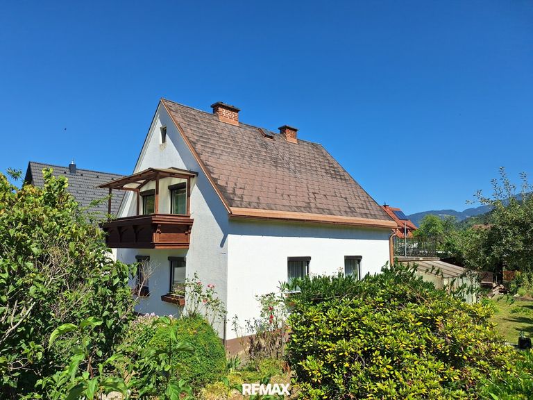Blick aus dem Garten