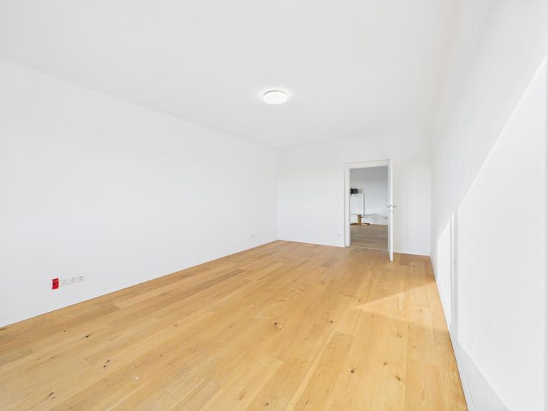 Schlafzimmer 6