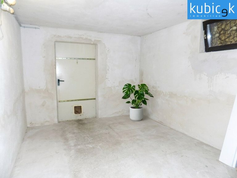 Keller mit Ausgang in den Garten