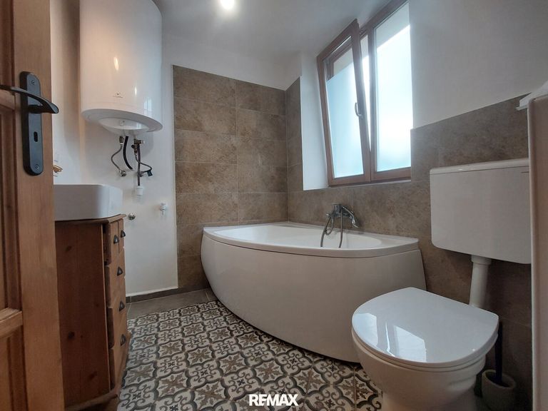 Badezimmer mit Toilette