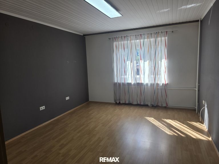 Zimmer 2 EG