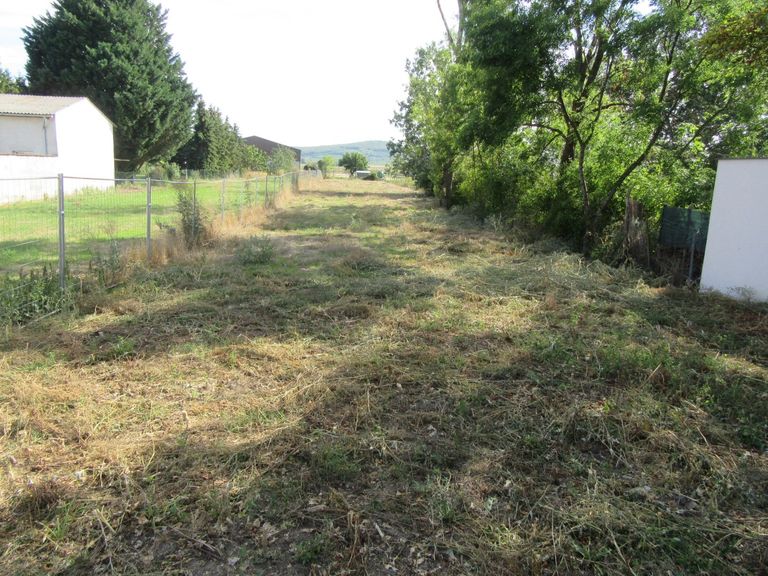 18 Grundstück-Garten