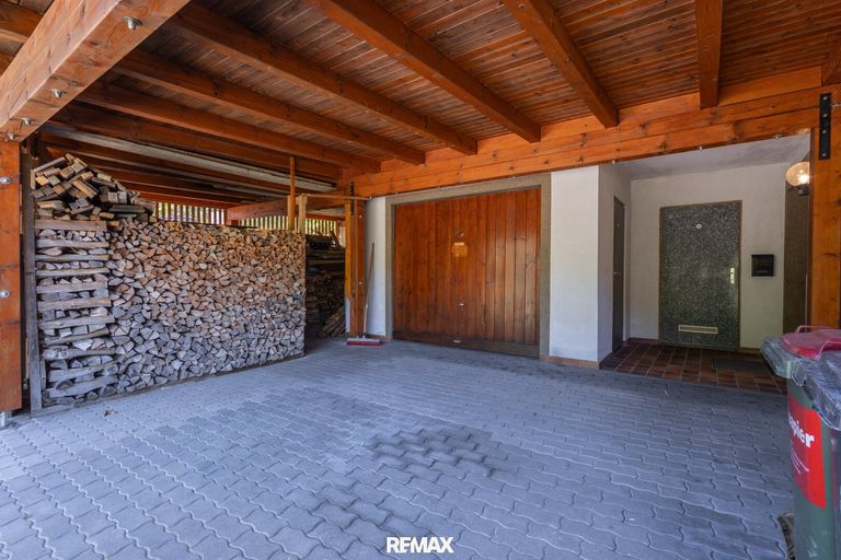 Carport, Garage
