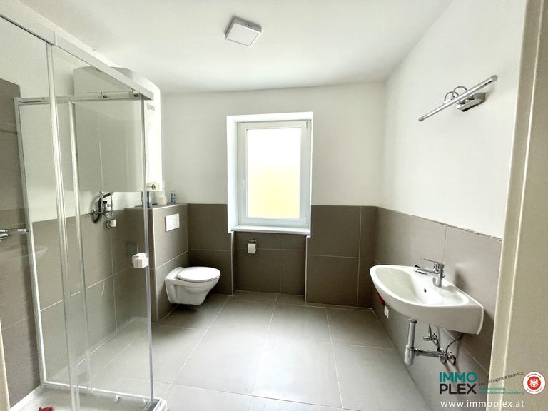 Badezimmer EG