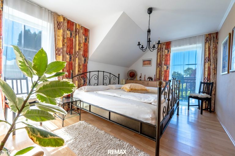 Schlafzimmer OG