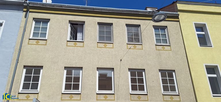 Nettes übersichtliches Stadthaus in verkehrsberuhigter 20er Zone