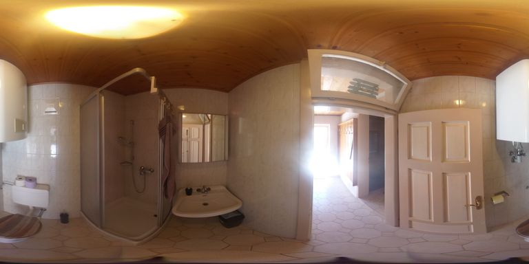 DU- WC Gästebereich