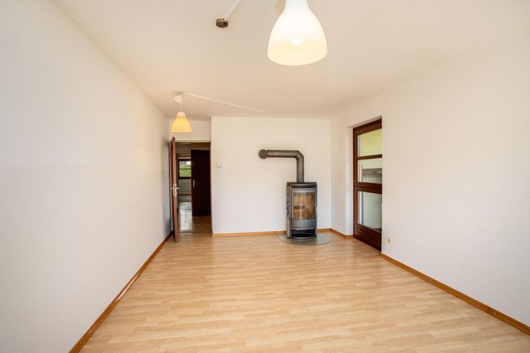 Wohnzimmer mit Kaminanschluss