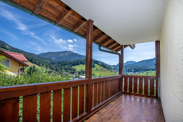 Nordost-Balkon