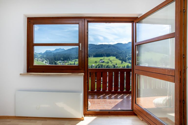 Ausgang auf Südost-Balkon Richtung Rußbach