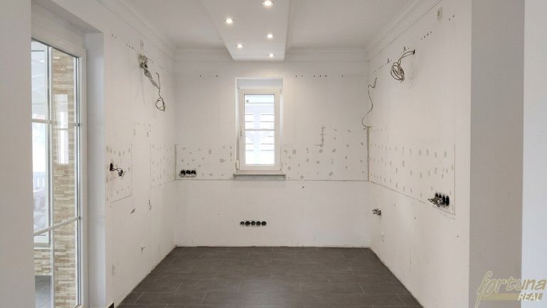 Küche , Haus 2