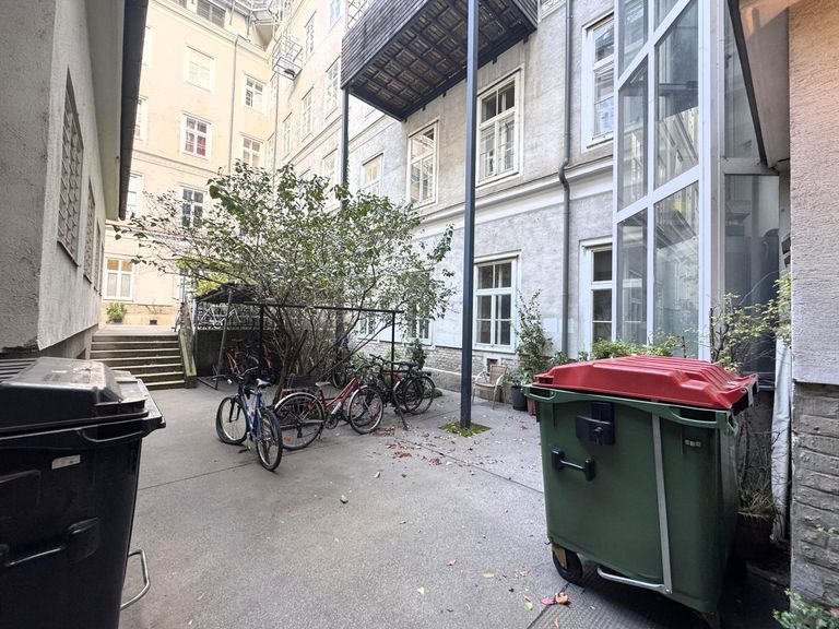 Innenhof / Fahrradabstellmöglichkeit