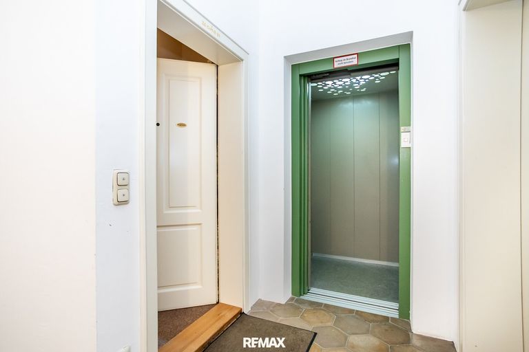 Lift direkt vor der Wohnung