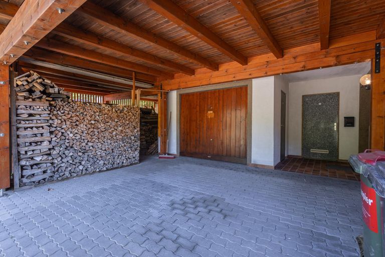 Carport, Garage