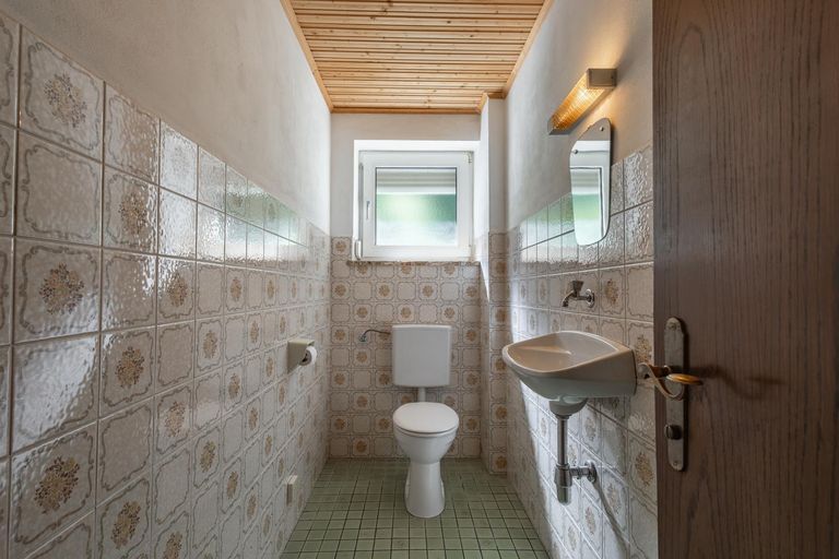 OG WC