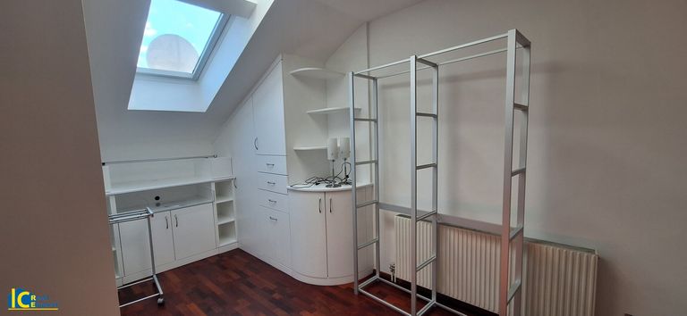 Schlafzimmer mit Einbauschränken