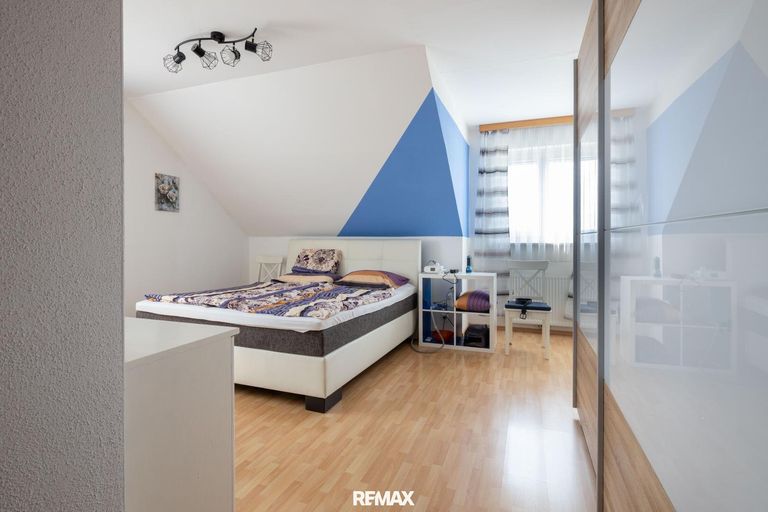 ideal als Kinder- oder Arbeitszimmer