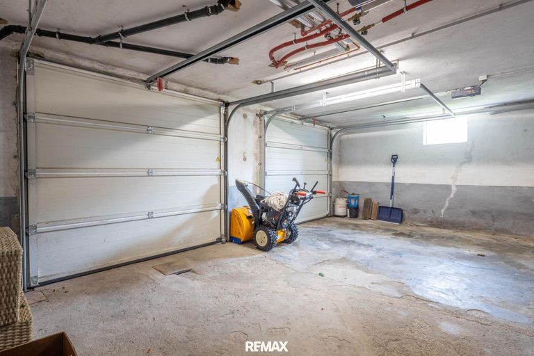 Ebenerdige Zufahrt zur Kellergarage