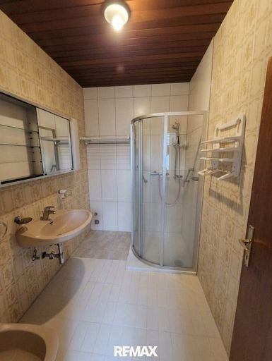 Badezimmer - Ansicht 1