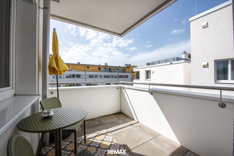 Überdachter Balkon