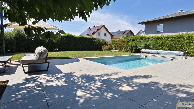 Terrasse & Pool