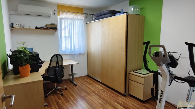 Zimmer EG