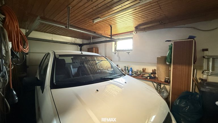 Garage im Keller