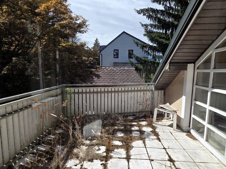 Terrasse, OG