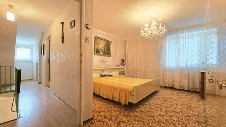 12 Schlafzimmer - OG