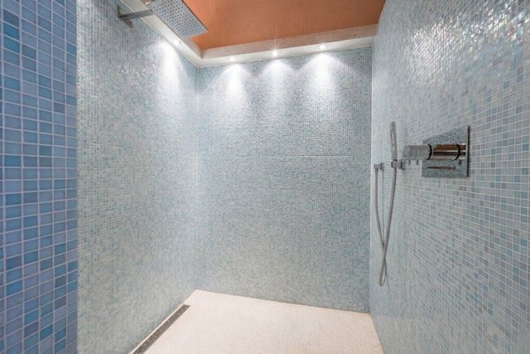 Achenkirch-Einfamilienhaus-Badezimmer ++