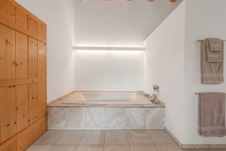 Achenkirch-Einfamilienhaus-Badezimmer +