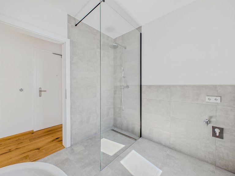 Badezimmer 2