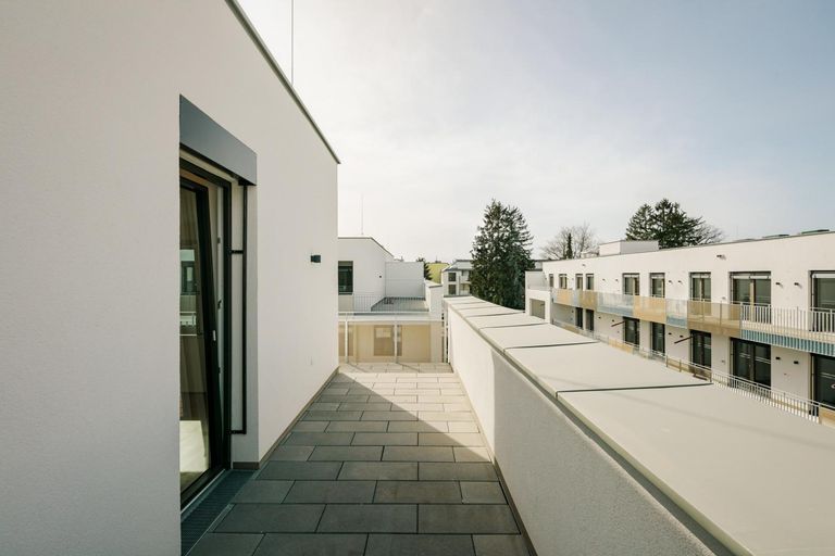 Loggia einer ähnlichen Wohnung