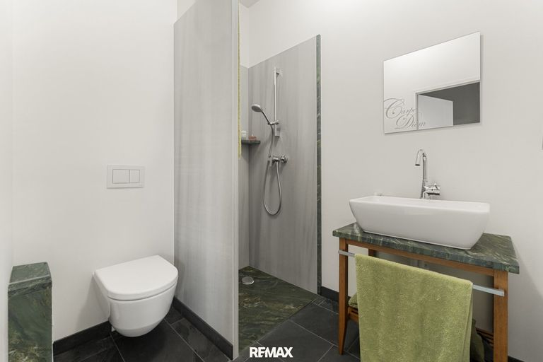 Dusche mit WC