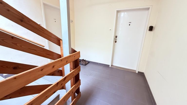 Wohnungstür im 3. OG
