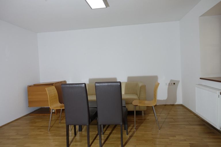 Raum Nebengebäude