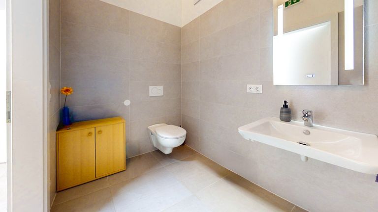 WC Damen